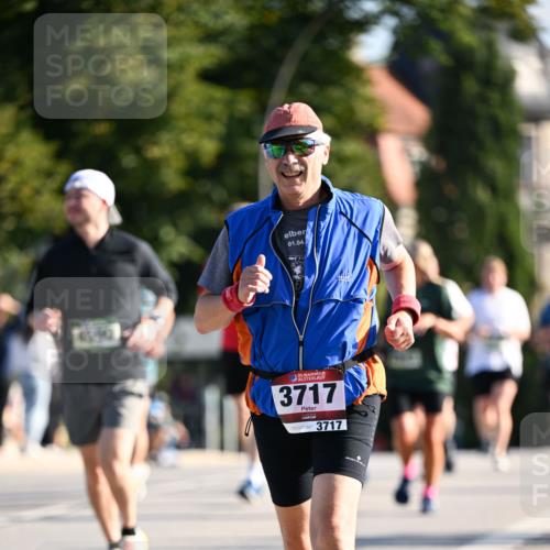 01.09.2024 - BARMER Alsterlauf Dr. Thomas Lammeyer http://msf.ph/oto/6906300 01.09.2024 09:41:53 Laufen 01, 04, 135, 3717, 3717 meine-sportfotos.de