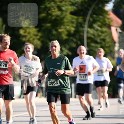01.09.2024 - BARMER Alsterlauf Dr. Thomas Lammeyer http://msf.ph/oto/6906382 01.09.2024 09:41:56 Laufen 070, 4585, 2863, 2412 meine-sportfotos.de
