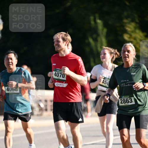 01.09.2024 - BARMER Alsterlauf Dr. Thomas Lammeyer http://msf.ph/oto/6906411 01.09.2024 09:41:57 Laufen 4068, 4070, 458, 2863 meine-sportfotos.de