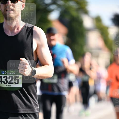 01.09.2024 - BARMER Alsterlauf Dr. Thomas Lammeyer http://msf.ph/oto/6906455 01.09.2024 09:41:59 Laufen 35, 4325 meine-sportfotos.de