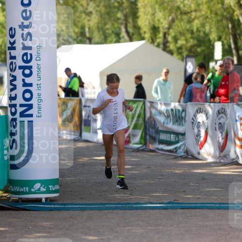 01.09.2024 - 17. Tribühne Triathlon Michael Strokosch http://msf.ph/oto/6906522 01.09.2024 11:12:13 Ziel 173, 196 meine-sportfotos.de