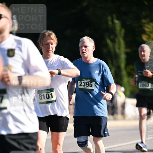 01.09.2024 - BARMER Alsterlauf Dr. Thomas Lammeyer http://msf.ph/oto/6906537 01.09.2024 09:42:02 Laufen 8101, 135, 2395, 2063 meine-sportfotos.de