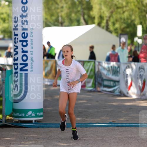 01.09.2024 - 17. Tribühne Triathlon Michael Strokosch http://msf.ph/oto/6906554 01.09.2024 11:12:14 Ziel 173, 196 meine-sportfotos.de
