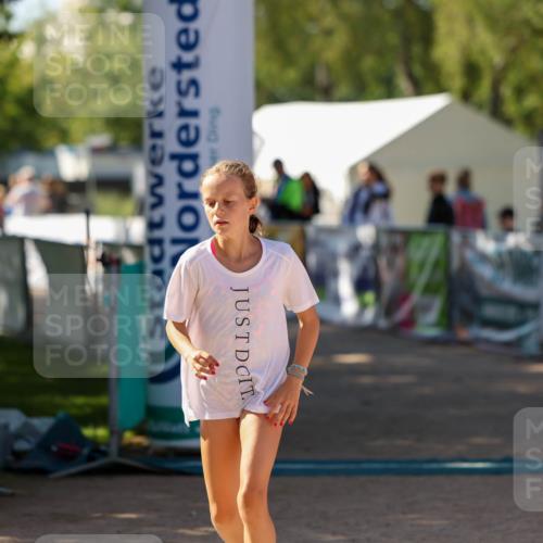01.09.2024 - 17. Tribühne Triathlon Michael Strokosch http://msf.ph/oto/6906596 01.09.2024 11:12:16 Ziel 196, 216 meine-sportfotos.de