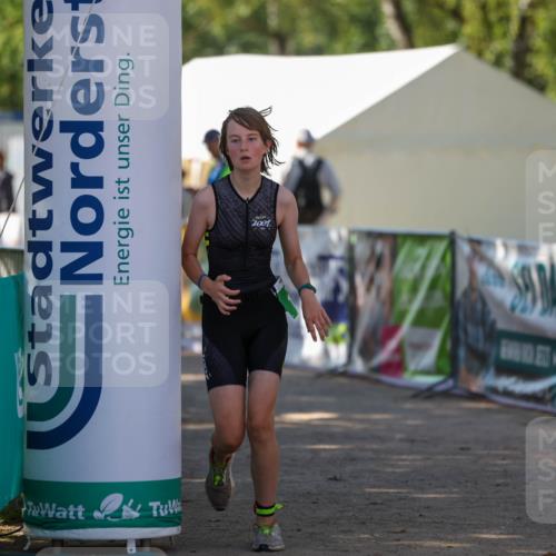 01.09.2024 - 17. Tribühne Triathlon Michael Strokosch http://msf.ph/oto/6906706 01.09.2024 11:13:04 Ziel 178 meine-sportfotos.de