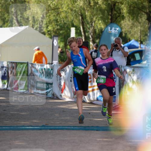 01.09.2024 - 17. Tribühne Triathlon Michael Strokosch http://msf.ph/oto/6906808 01.09.2024 11:13:13 Ziel 202, 240 meine-sportfotos.de