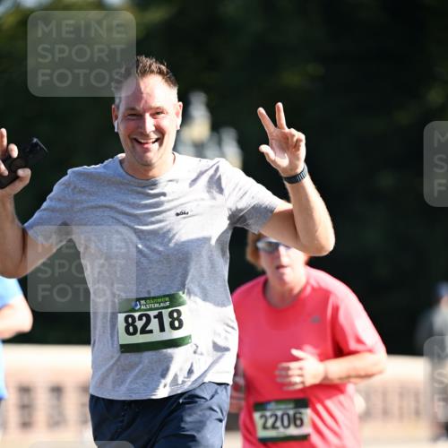 01.09.2024 - BARMER Alsterlauf Dr. Thomas Lammeyer http://msf.ph/oto/6906869 01.09.2024 09:42:16 Laufen 35, 8218, 2206 meine-sportfotos.de
