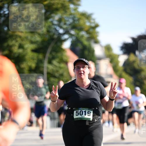 01.09.2024 - BARMER Alsterlauf Dr. Thomas Lammeyer http://msf.ph/oto/6906963 01.09.2024 09:42:22 Laufen 5019 meine-sportfotos.de