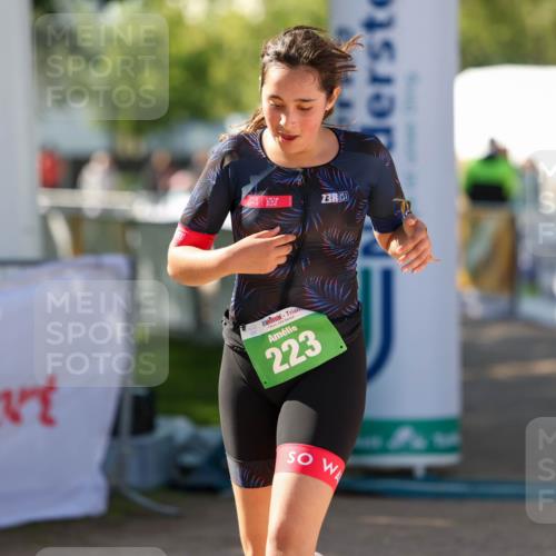 01.09.2024 - 17. Tribühne Triathlon Michael Strokosch http://msf.ph/oto/6906970 01.09.2024 11:15:26 Ziel 223 meine-sportfotos.de
