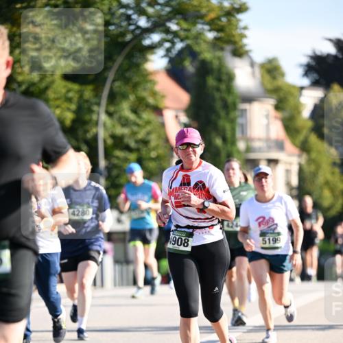 01.09.2024 - BARMER Alsterlauf Dr. Thomas Lammeyer http://msf.ph/oto/6907033 01.09.2024 09:42:26 Laufen 4280, 908, 025, 5199 meine-sportfotos.de