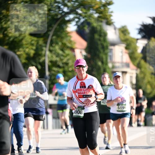 01.09.2024 - BARMER Alsterlauf Dr. Thomas Lammeyer http://msf.ph/oto/6907038 01.09.2024 09:42:26 Laufen 280, 4908, 5199 meine-sportfotos.de