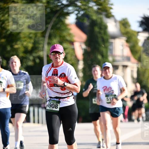 01.09.2024 - BARMER Alsterlauf Dr. Thomas Lammeyer http://msf.ph/oto/6907057 01.09.2024 09:42:26 Laufen 280, 4908, 202, 519 meine-sportfotos.de