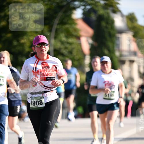 01.09.2024 - BARMER Alsterlauf Dr. Thomas Lammeyer http://msf.ph/oto/6907067 01.09.2024 09:42:27 Laufen 74, 35, 4908, 2023, 519 meine-sportfotos.de