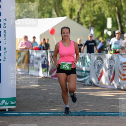 01.09.2024 - 17. Tribühne Triathlon Michael Strokosch http://msf.ph/oto/6907121 01.09.2024 11:17:34 Ziel 276 meine-sportfotos.de