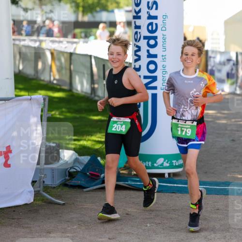 01.09.2024 - 17. Tribühne Triathlon Michael Strokosch http://msf.ph/oto/6907234 01.09.2024 11:20:37 Ziel 179, 204 meine-sportfotos.de