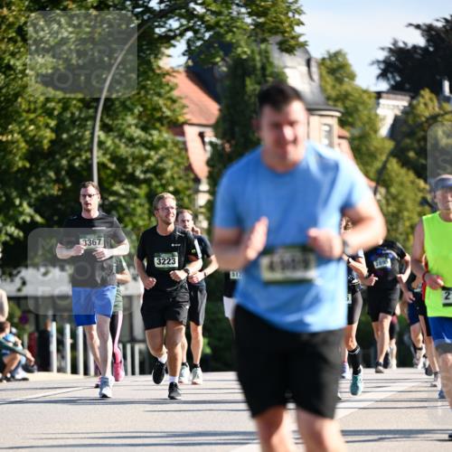 01.09.2024 - BARMER Alsterlauf Dr. Thomas Lammeyer http://msf.ph/oto/6907244 01.09.2024 09:42:34 Laufen 3367, 3223, 517 meine-sportfotos.de