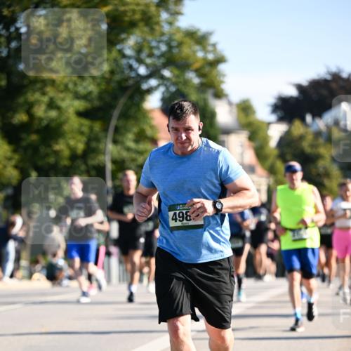 01.09.2024 - BARMER Alsterlauf Dr. Thomas Lammeyer http://msf.ph/oto/6907250 01.09.2024 09:42:34 Laufen 498 meine-sportfotos.de