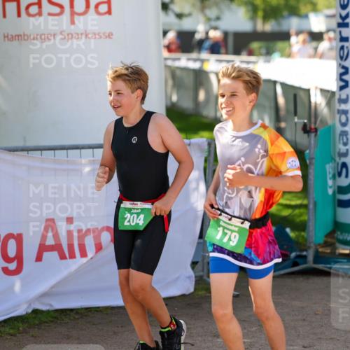 01.09.2024 - 17. Tribühne Triathlon Michael Strokosch http://msf.ph/oto/6907256 01.09.2024 11:20:38 Ziel 179, 204 meine-sportfotos.de