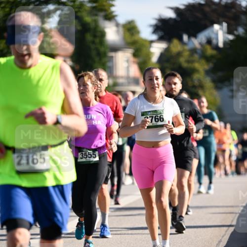 01.09.2024 - BARMER Alsterlauf Dr. Thomas Lammeyer http://msf.ph/oto/6907350 01.09.2024 09:42:39 Laufen 766, 2165, 3555 meine-sportfotos.de