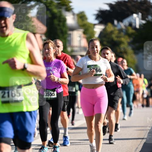 01.09.2024 - BARMER Alsterlauf Dr. Thomas Lammeyer http://msf.ph/oto/6907356 01.09.2024 09:42:39 Laufen 266, 2165, 3555 meine-sportfotos.de