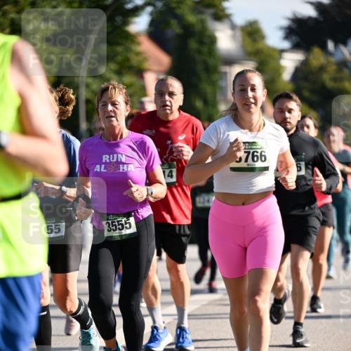 01.09.2024 - BARMER Alsterlauf Dr. Thomas Lammeyer http://msf.ph/oto/6907373 01.09.2024 09:42:39 Laufen 55, 3555, 14, 766 meine-sportfotos.de