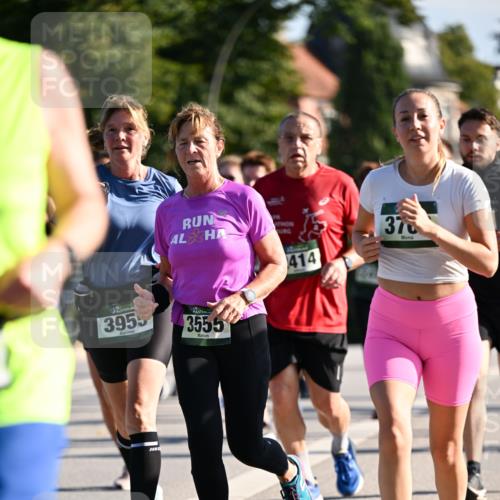 01.09.2024 - BARMER Alsterlauf Dr. Thomas Lammeyer http://msf.ph/oto/6907381 01.09.2024 09:42:40 Laufen 135, 3955, 3555, 414, 375 meine-sportfotos.de