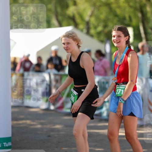 01.09.2024 - 17. Tribühne Triathlon Michael Strokosch http://msf.ph/oto/6907389 01.09.2024 11:22:13 Ziel 248, 295 meine-sportfotos.de