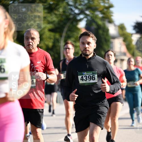 01.09.2024 - BARMER Alsterlauf Dr. Thomas Lammeyer http://msf.ph/oto/6907412 01.09.2024 09:42:42 Laufen 6, 4396 meine-sportfotos.de