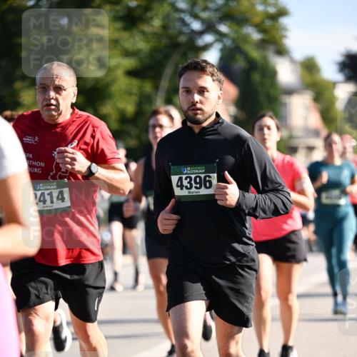 01.09.2024 - BARMER Alsterlauf Dr. Thomas Lammeyer http://msf.ph/oto/6907416 01.09.2024 09:42:42 Laufen 35, 414, 35, 4396 meine-sportfotos.de