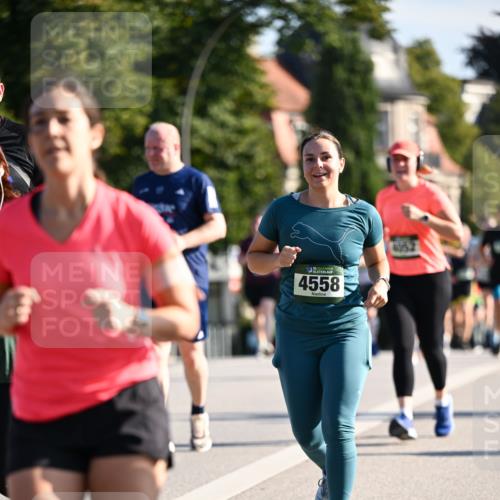 01.09.2024 - BARMER Alsterlauf Dr. Thomas Lammeyer http://msf.ph/oto/6907455 01.09.2024 09:42:44 Laufen 4558 meine-sportfotos.de