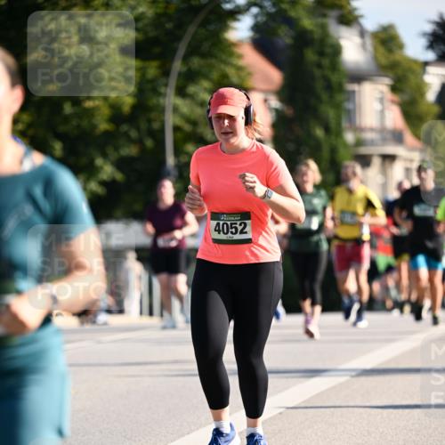 01.09.2024 - BARMER Alsterlauf Dr. Thomas Lammeyer http://msf.ph/oto/6907529 01.09.2024 09:42:46 Laufen 4052 meine-sportfotos.de
