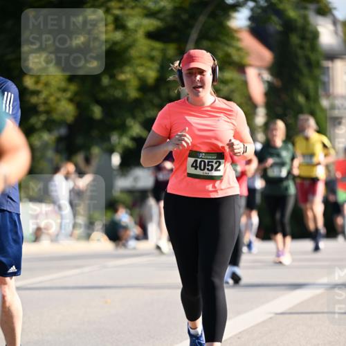 01.09.2024 - BARMER Alsterlauf Dr. Thomas Lammeyer http://msf.ph/oto/6907550 01.09.2024 09:42:47 Laufen 35, 4052 meine-sportfotos.de