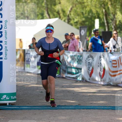 01.09.2024 - 17. Tribühne Triathlon Michael Strokosch http://msf.ph/oto/6907646 01.09.2024 11:25:14 Ziel 238 meine-sportfotos.de