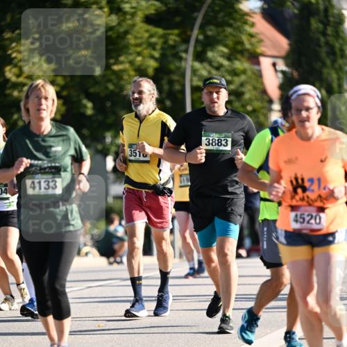 01.09.2024 - BARMER Alsterlauf Dr. Thomas Lammeyer http://msf.ph/oto/6907676 01.09.2024 09:42:51 Laufen 04, 4133, 351, 3883, 21, 4520 meine-sportfotos.de