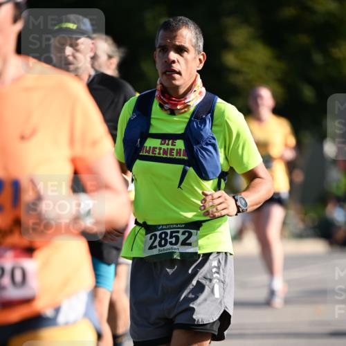 01.09.2024 - BARMER Alsterlauf Dr. Thomas Lammeyer http://msf.ph/oto/6907759 01.09.2024 09:42:54 Laufen 20, 2852 meine-sportfotos.de