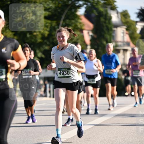 01.09.2024 - BARMER Alsterlauf Dr. Thomas Lammeyer http://msf.ph/oto/6907851 01.09.2024 09:42:58 Laufen 294, 4930 meine-sportfotos.de