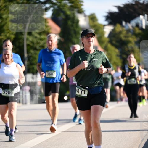01.09.2024 - BARMER Alsterlauf Dr. Thomas Lammeyer http://msf.ph/oto/6907918 01.09.2024 09:43:00 Laufen 2289, 3687, 4171 meine-sportfotos.de