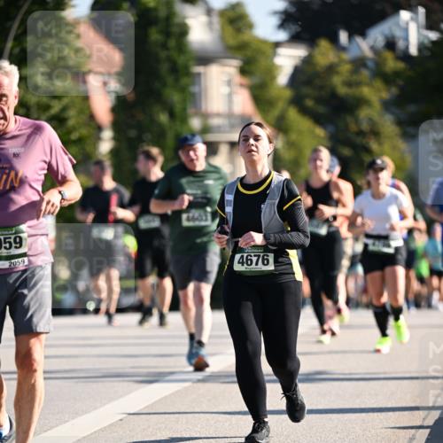 01.09.2024 - BARMER Alsterlauf Dr. Thomas Lammeyer http://msf.ph/oto/6907986 01.09.2024 09:43:03 Laufen 10, 059, 2059, 4676 meine-sportfotos.de