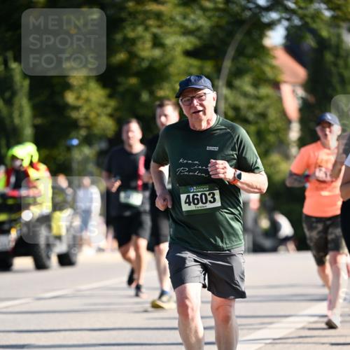 01.09.2024 - BARMER Alsterlauf Dr. Thomas Lammeyer http://msf.ph/oto/6908086 01.09.2024 09:43:07 Laufen 4603 meine-sportfotos.de
