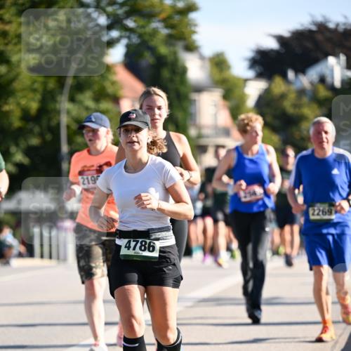01.09.2024 - BARMER Alsterlauf Dr. Thomas Lammeyer http://msf.ph/oto/6908105 01.09.2024 09:43:08 Laufen 219, 4786, 2269 meine-sportfotos.de