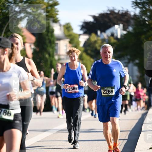 01.09.2024 - BARMER Alsterlauf Dr. Thomas Lammeyer http://msf.ph/oto/6908114 01.09.2024 09:43:09 Laufen 786, 2569, 2269 meine-sportfotos.de