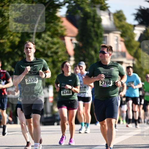 01.09.2024 - BARMER Alsterlauf Dr. Thomas Lammeyer http://msf.ph/oto/6908216 01.09.2024 09:43:14 Laufen 2355, 8348, 2766 meine-sportfotos.de