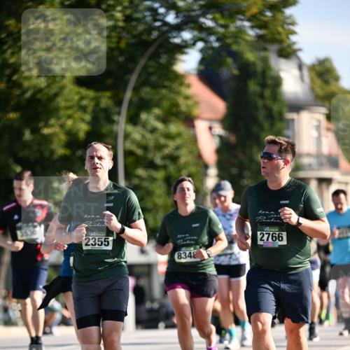 01.09.2024 - BARMER Alsterlauf Dr. Thomas Lammeyer http://msf.ph/oto/6908228 01.09.2024 09:43:14 Laufen 3530, 2355, 8348, 2766 meine-sportfotos.de