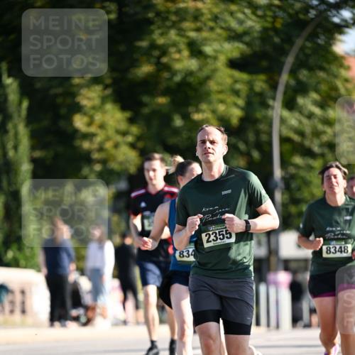 01.09.2024 - BARMER Alsterlauf Dr. Thomas Lammeyer http://msf.ph/oto/6908233 01.09.2024 09:43:14 Laufen 834, 2355, 8348 meine-sportfotos.de
