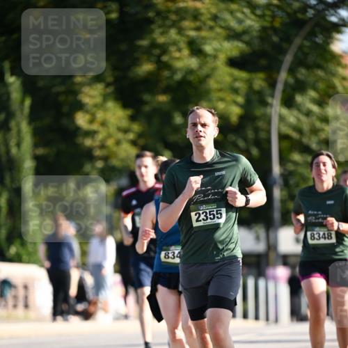 01.09.2024 - BARMER Alsterlauf Dr. Thomas Lammeyer http://msf.ph/oto/6908236 01.09.2024 09:43:14 Laufen 834, 2355, 8348 meine-sportfotos.de