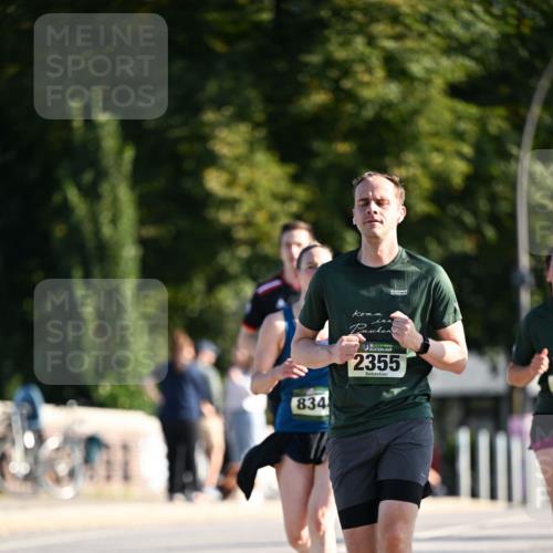 01.09.2024 - BARMER Alsterlauf Dr. Thomas Lammeyer http://msf.ph/oto/6908242 01.09.2024 09:43:15 Laufen 834, 2355 meine-sportfotos.de