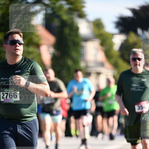 01.09.2024 - BARMER Alsterlauf Dr. Thomas Lammeyer http://msf.ph/oto/6908270 01.09.2024 09:43:16 Laufen 135, 2766, 6000, 3567 meine-sportfotos.de