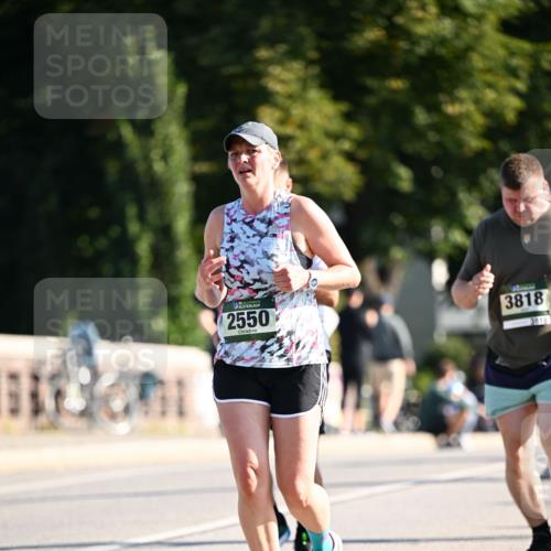 01.09.2024 - BARMER Alsterlauf Dr. Thomas Lammeyer http://msf.ph/oto/6908328 01.09.2024 09:43:19 Laufen 2550, 3818, 3818 meine-sportfotos.de
