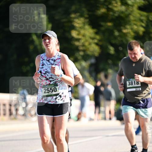 01.09.2024 - BARMER Alsterlauf Dr. Thomas Lammeyer http://msf.ph/oto/6908338 01.09.2024 09:43:19 Laufen 35, 2550, 3818 meine-sportfotos.de