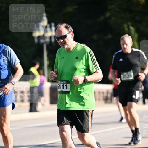 01.09.2024 - BARMER Alsterlauf Dr. Thomas Lammeyer http://msf.ph/oto/6908474 01.09.2024 09:43:25 Laufen 111, 3528 meine-sportfotos.de